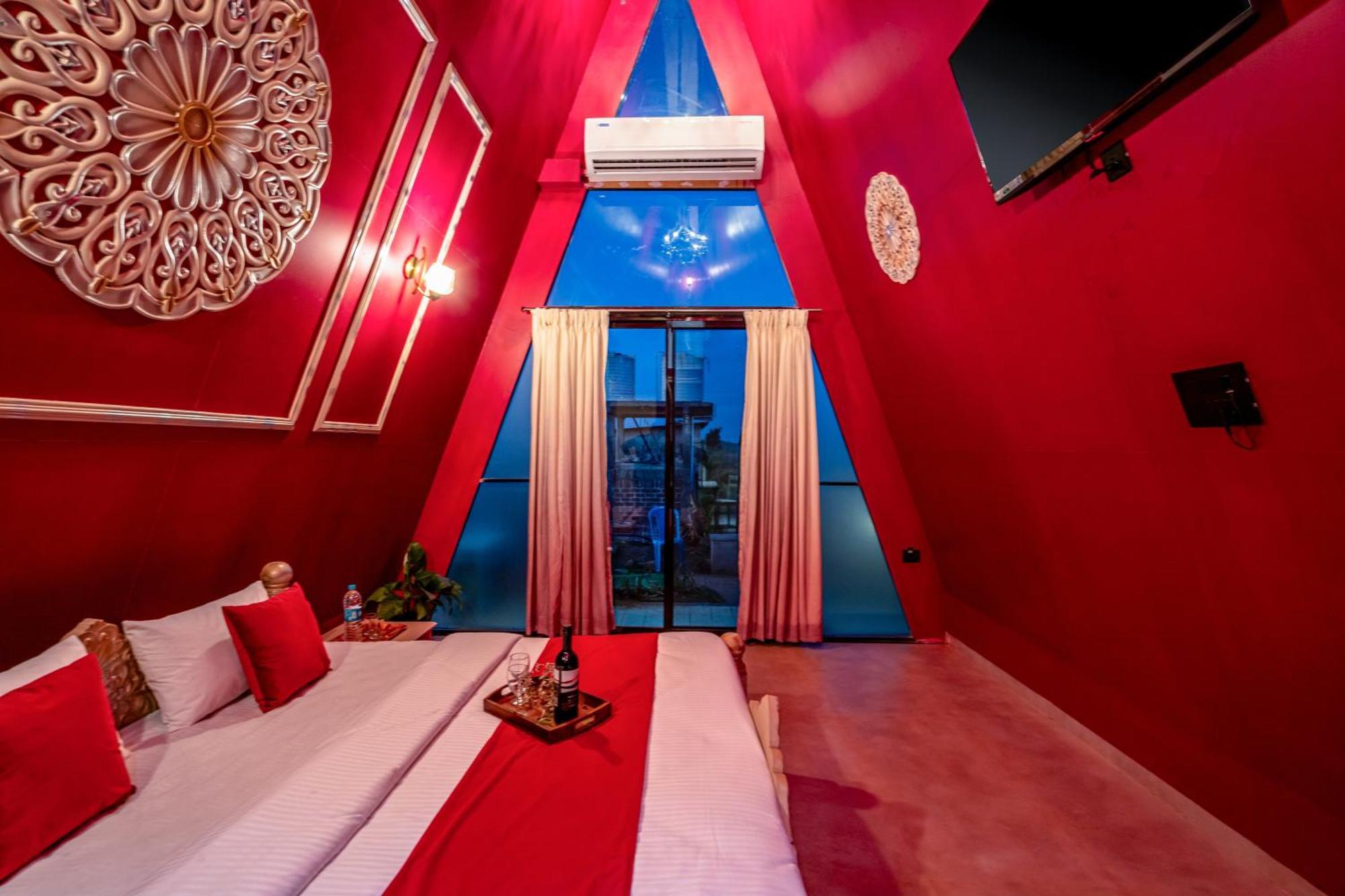 Dio Regaalo Theme Resort, Ratnāgiri Zewnętrze zdjęcie