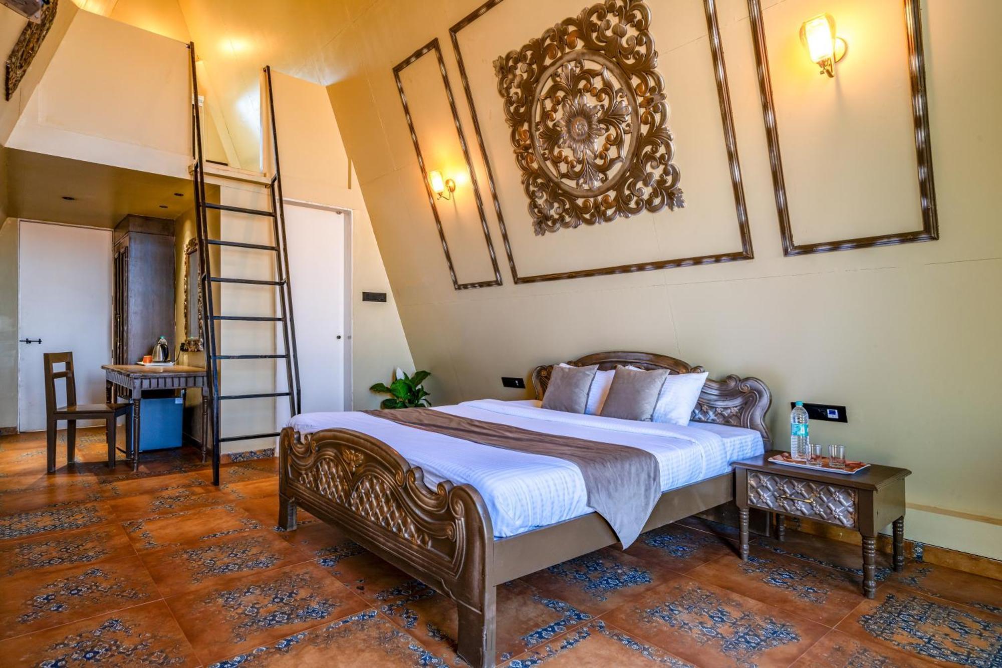 Dio Regaalo Theme Resort, Ratnāgiri Zewnętrze zdjęcie