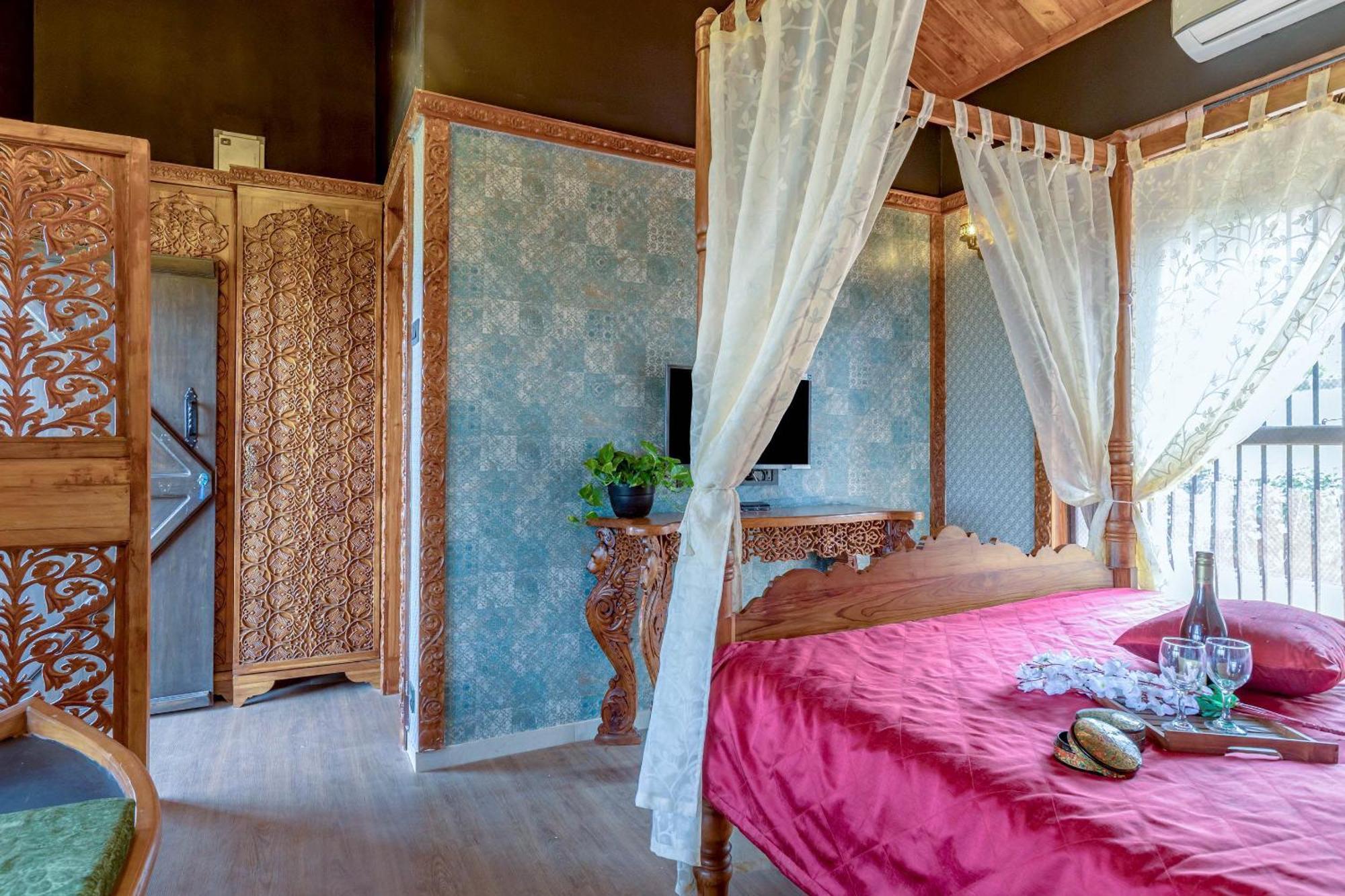 Dio Regaalo Theme Resort, Ratnāgiri Zewnętrze zdjęcie