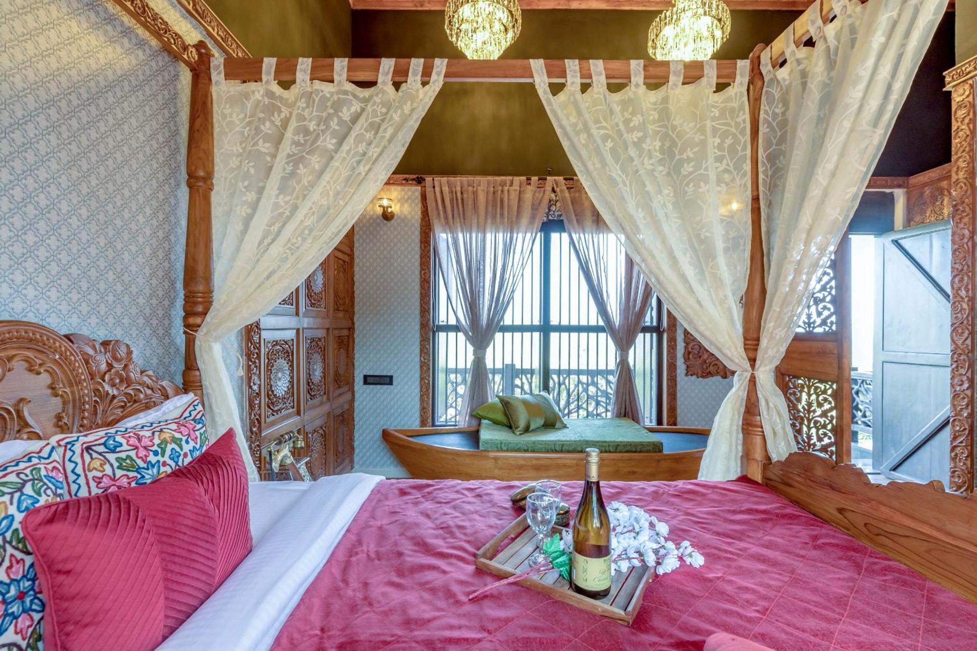 Dio Regaalo Theme Resort, Ratnāgiri Zewnętrze zdjęcie