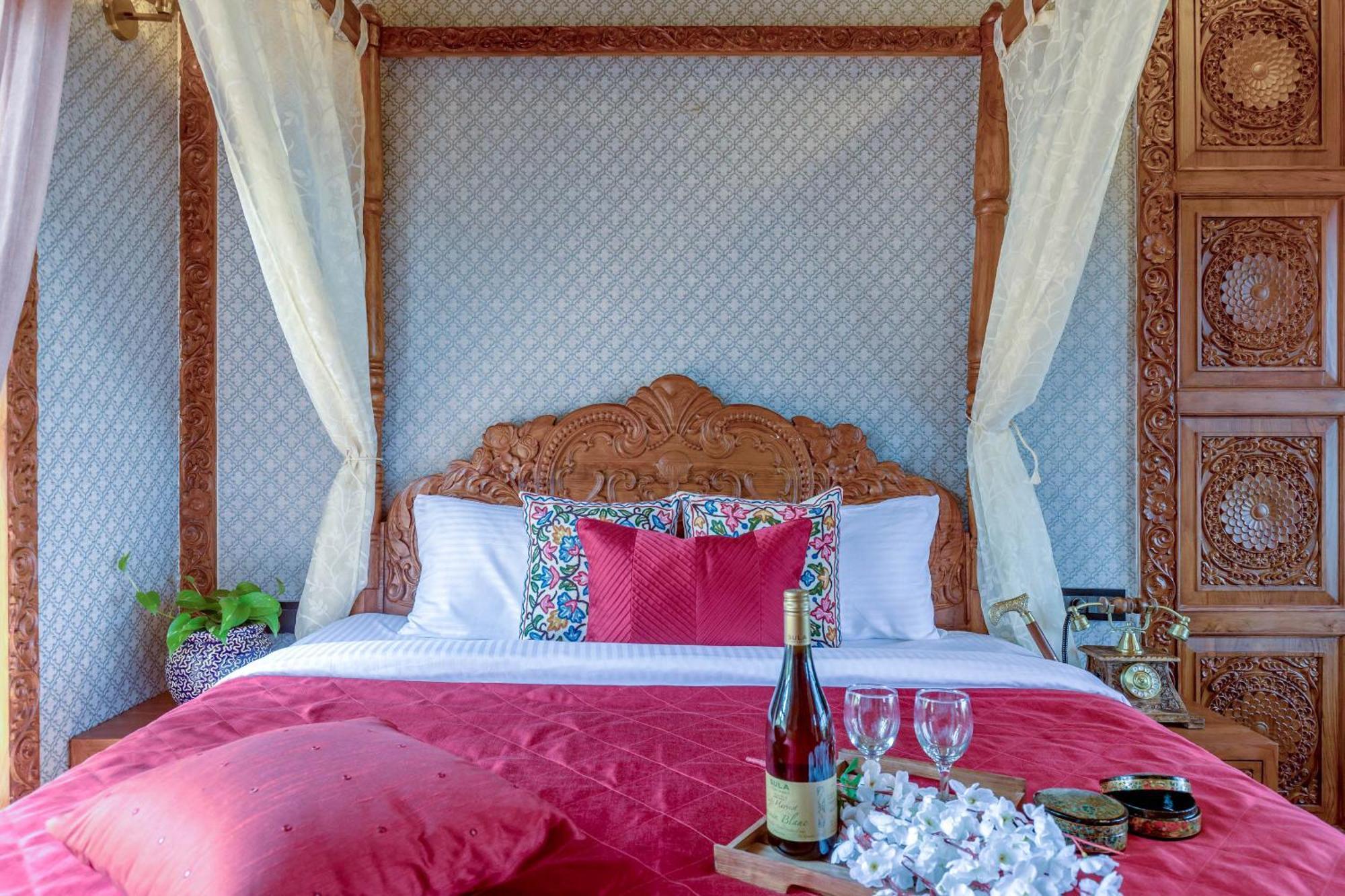 Dio Regaalo Theme Resort, Ratnāgiri Zewnętrze zdjęcie