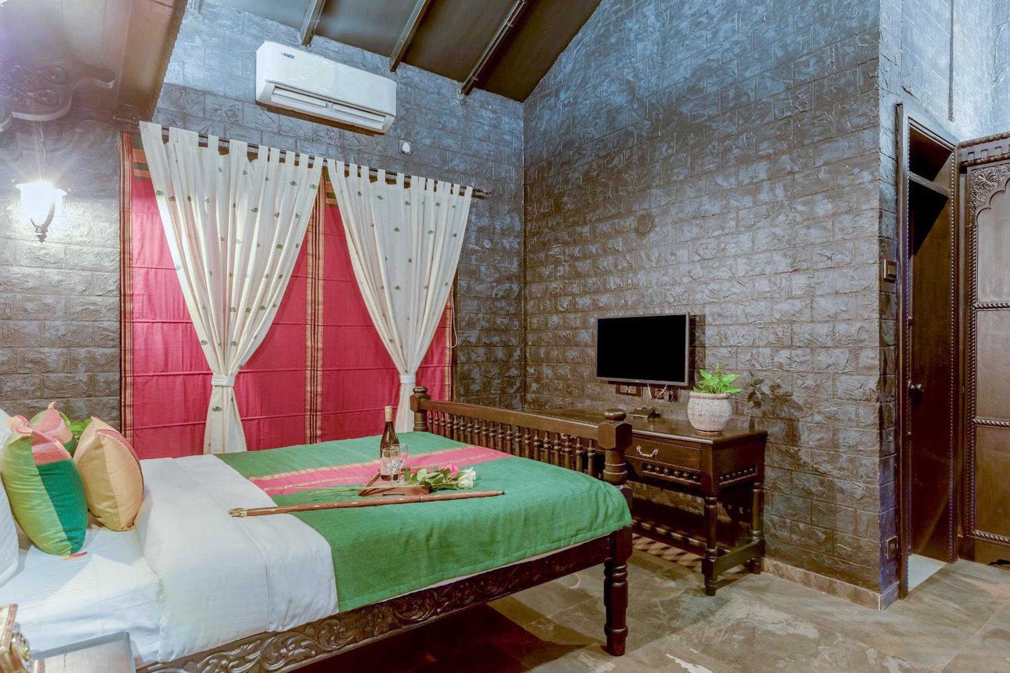 Dio Regaalo Theme Resort, Ratnāgiri Zewnętrze zdjęcie